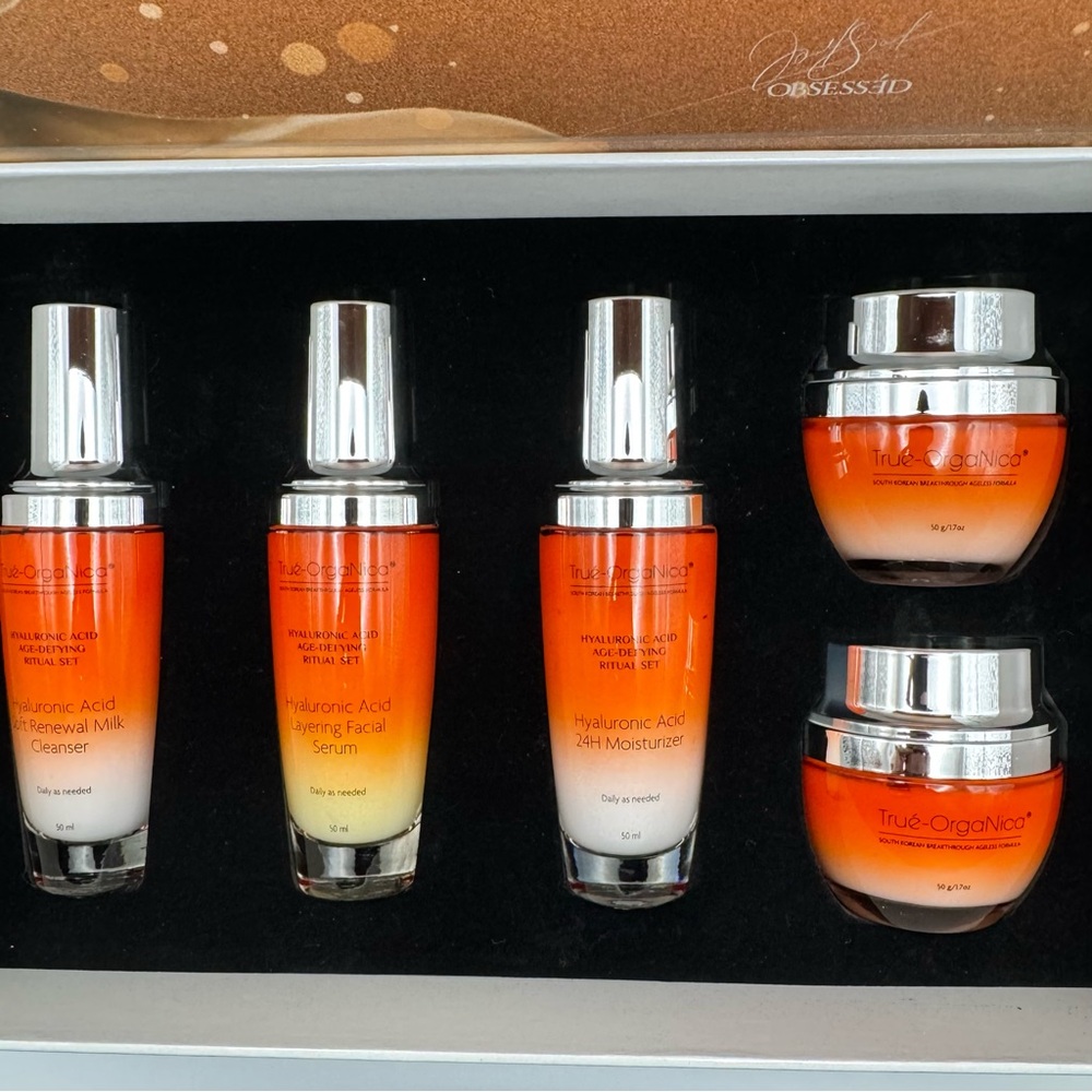 Hyaluronic Acid Ritual Set Cleaner, Tone, Serum, Eye Gel, Moisturizer